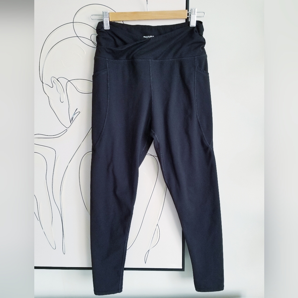 ❗CLEARANCE❗Bundle of 3 High-Waisted Leggings (2 GapFit + 1 DKNY Sport) - Picture 8 of 11